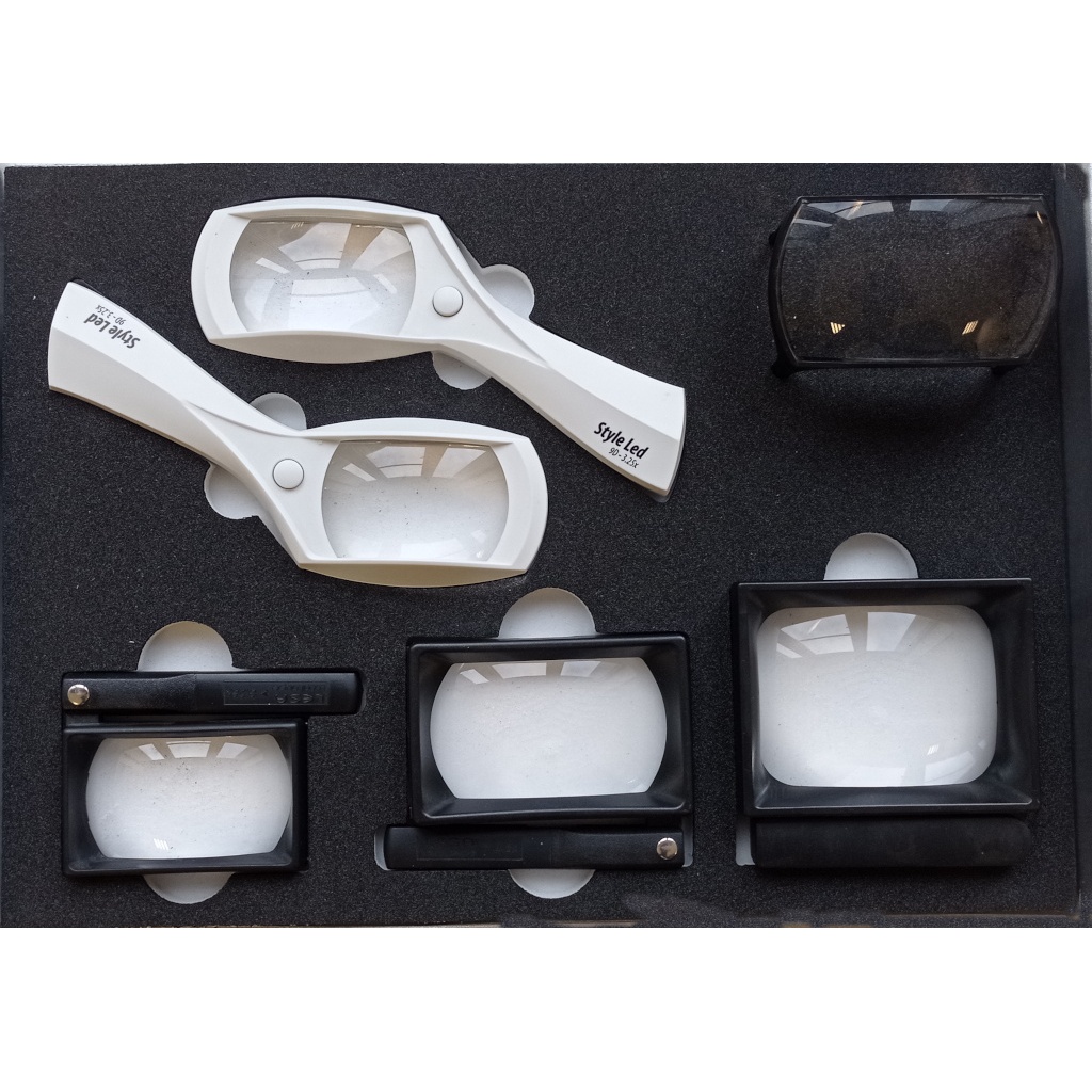 MagDisplay Magnifying Glass Tray/Stand